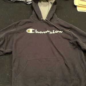 Champion men’s black hoodie small